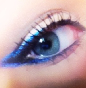 Experimenting with some new Rimmel eyeshadow