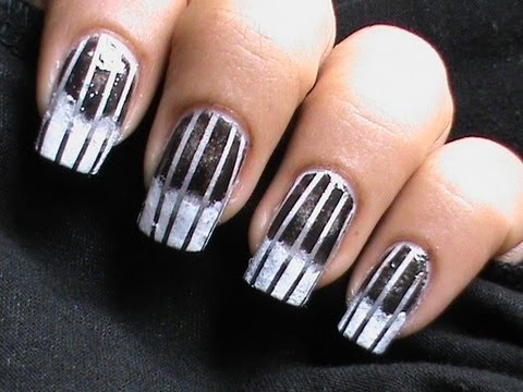 How to Pull off Black Nails Without Looking Goth | Lovely.asia