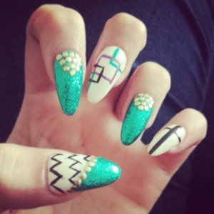 Green glitter, zig zag, cross & box design :)