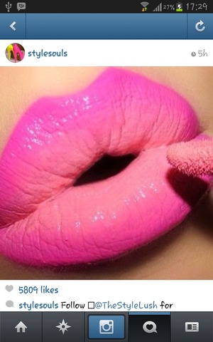 pink lips, ombre lips, peach lips, lips