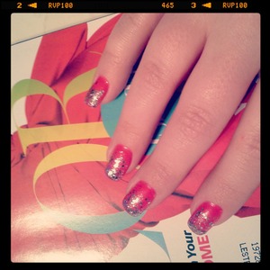 Glitter gradient nails