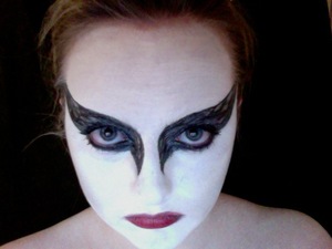 Black Swan Halloween look.