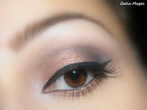 Mac painterly paint pot (primer)
Nyx jumbo eyeshadow pencil in cottage cheese
Using Pure Fusion Mineral Eyeshadows in
﻿Vesta - all over the lid 
Midnight - crease
Ice queen- inner corner and highlight

﻿Black eyeliner
Black liquid eyeliner
black masca