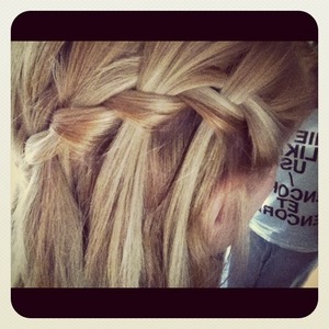 I had a quick go at the waterfall braid, needs a bit of fine tuning but I think it went alright!