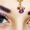 purple and gold Smokey eye