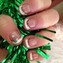 cute christmas french tip!