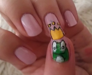 Frog with crown! 
The frog failed a little bit, hahah d: