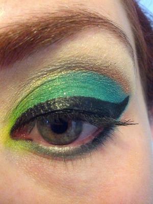 Sugarpill Midori, Unhinged from the vice palette, chaos from the vice palette, acid berry from sugarpill's heartbreaker palette, lime shade from the Nars Rated R eye shadow compact.  Loreal and rimmel eye liners.