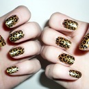 leopard print nails