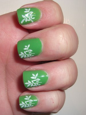Springtime nails!
http://polishmeplease.wordpress.com