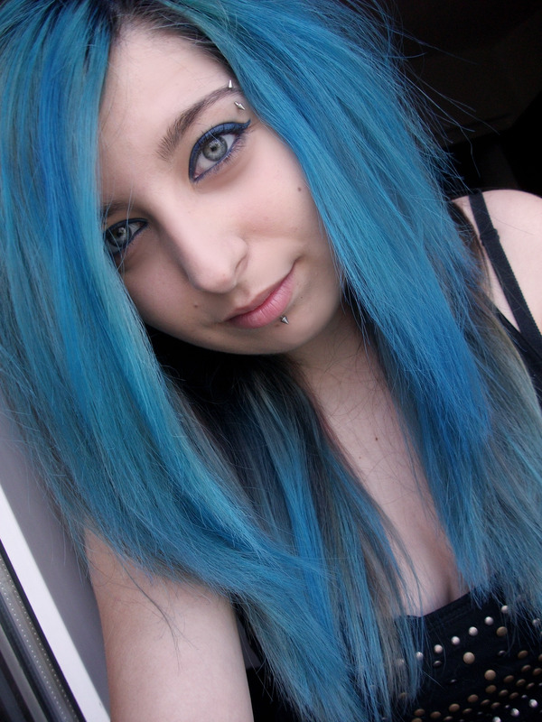 Blue hair | AlcohoholicRattleSnake A.'s Photo | Beautylish