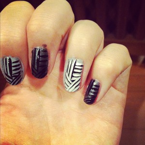 Gray and white and black nails