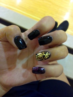 Black nailsss