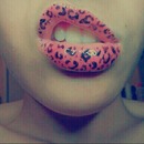 leopard print lips