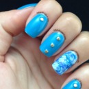 Blue Marble Nail Art With Gold Studs