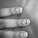domino nails