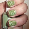 Green-on-Green Organic Print Nails