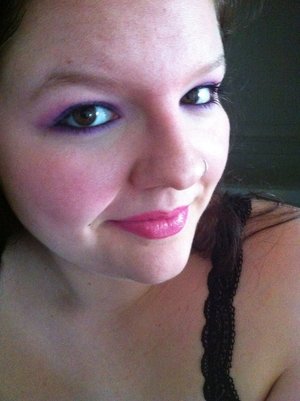 Purple eyes with a hint of pink & pink blush & pink lips. :)