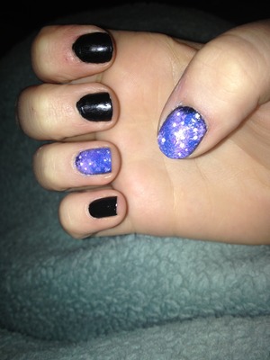 I painted some galaxy vans awhile back and love that galaxy pattern so I decided to try it on my nails. 