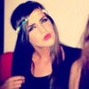Lynsey G.