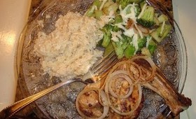 Its Dinner Time: Grill Chicken W/ Onion Rice and Broccoli