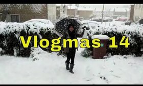 Weekly Vlogmas 14: It's snowing again!