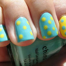 Yellow And Blue Nails