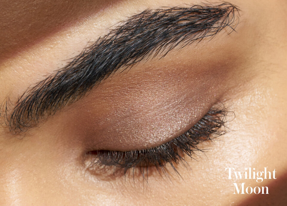 Model wearing the shade Twilight Moon from the rms beauty Midnight Bloom ReDimension Hydra Eyes Quartet