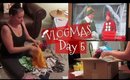 Chill Day | Laundry | Christmas Movies | VLOGMAS Day 5