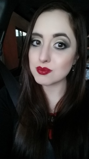 smokey eye and red lips: naked 2 & russian red