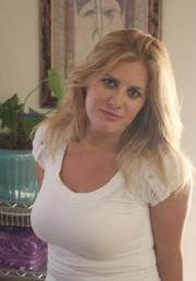 Eszter V.