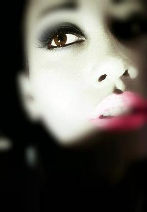 Pink Lipstick long Eyelashes 