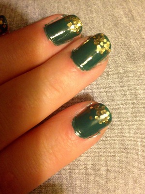 Green base with gold glitter tips