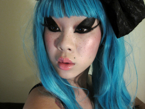 Influenced by artist Bei Badgirl an her paintings, I decided to emulate the looks of the girls she draws!

Check out her art here: http://beibadgirl.com

For this look I used inglot's black gel liner, false lashes, and the lolipop gloss from my line Swagger Cosmetics.