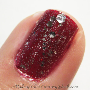 Close Up of Christmas Mani - OPI Crown Me Already over Zoya Delilah