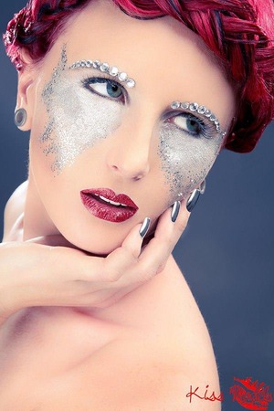 Photographer Markiss Stone
Model Kimberly Bucki
Hair and Makeup Valerie Walls http://www.facebook.com/V.Walls78