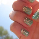 Glitter Ombré Nails 