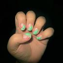 Overlapping Polka Dot Nails Manicure