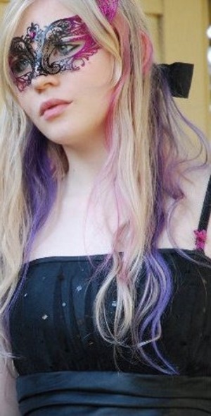 Used punky color^^