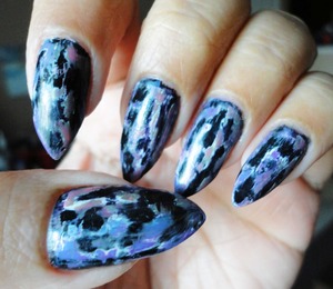 I did another take of those acid grunge nails I have done before, but with a different color combo.  You can see the tutorial here: http://justtisems.blogspot.com/2012/04/tutorial-nail-art-acid-grunge-wash.html
These remind me of paint that is peeling off the walls from an old abandoned house.