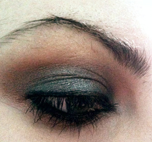 Amy Lee's eye make-up in her "What you want" video