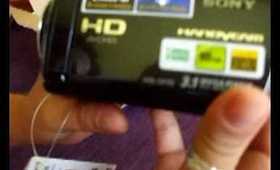 Unboxing Sony HDR CX-155E