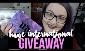 HUGE INTERNATIONAL HOLIDAY GIVEAWAY: URBAN DECAY, IT COSMETICS, COLOURPOP | heysabrinafaith