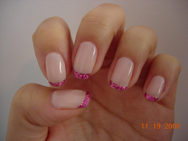 Magenta loose glitter on pink nude base | Elaina Y.'s (ohautepink ...