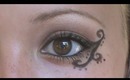 Henna eyes