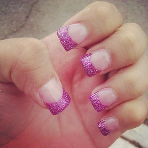 short purple glitter acrylic nails 