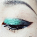 Green Shimmery Cat Eye