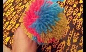 How to Use: Clover Pom Pom Maker