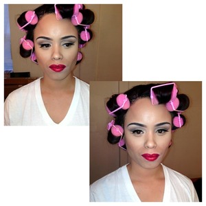 This makeup was done for her Birthday. She wanted to go for a pin-up look.

Makeup: Tamaya Magruder
4/23/13