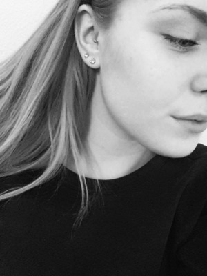This is me, with my new tragus-piercing. 

Oh gosh, i love it. 